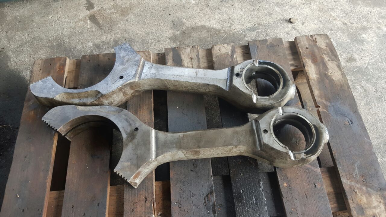 For Sale: Stork Wartsila SW280 Connecting Rods and other Spare Parts